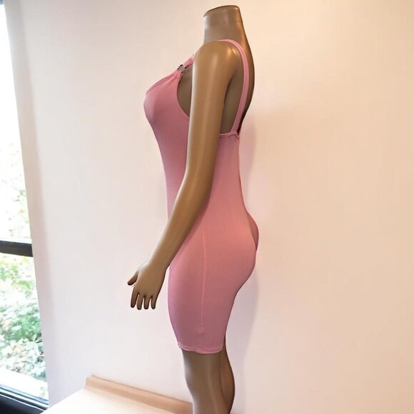 Sleeveless Pink Short Romper - Picture 3 of 5